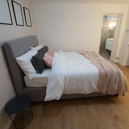Double Room In Central Лондон Экстерьер фото