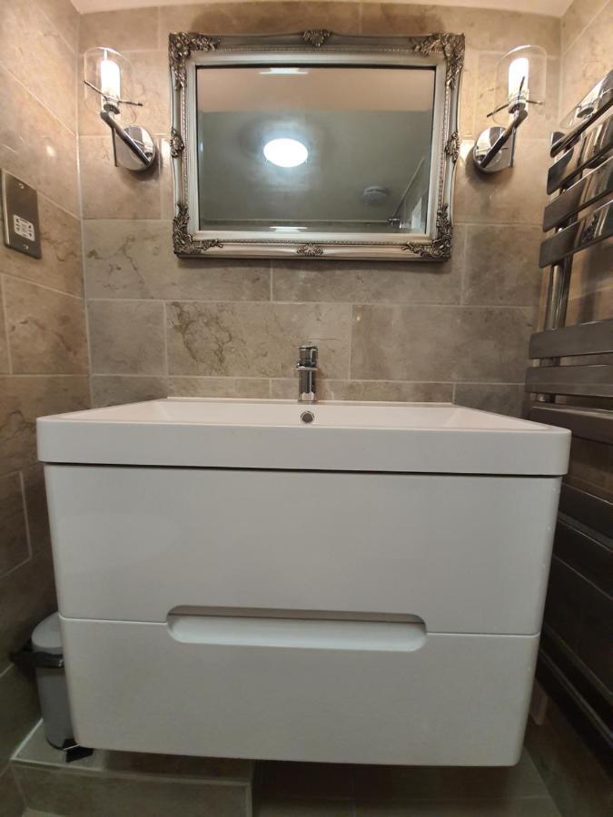Double Room In Central Лондон Экстерьер фото